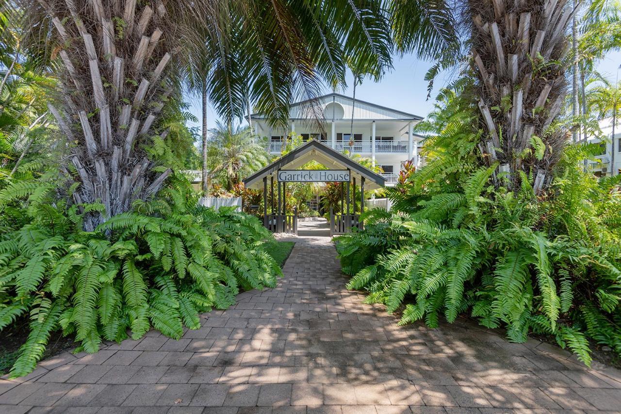 Garrick House Aparthotel Port Douglas Buitenkant foto