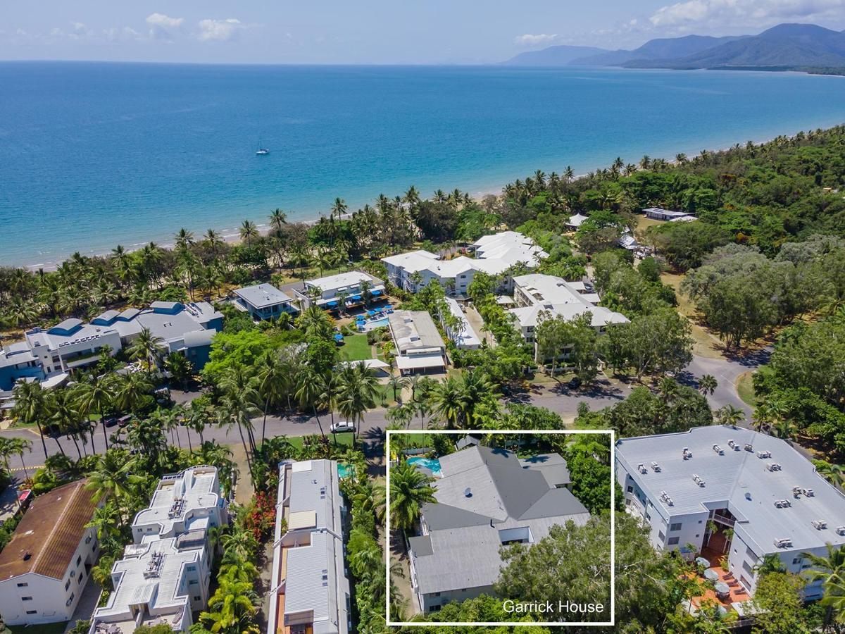 Garrick House Aparthotel Port Douglas Buitenkant foto