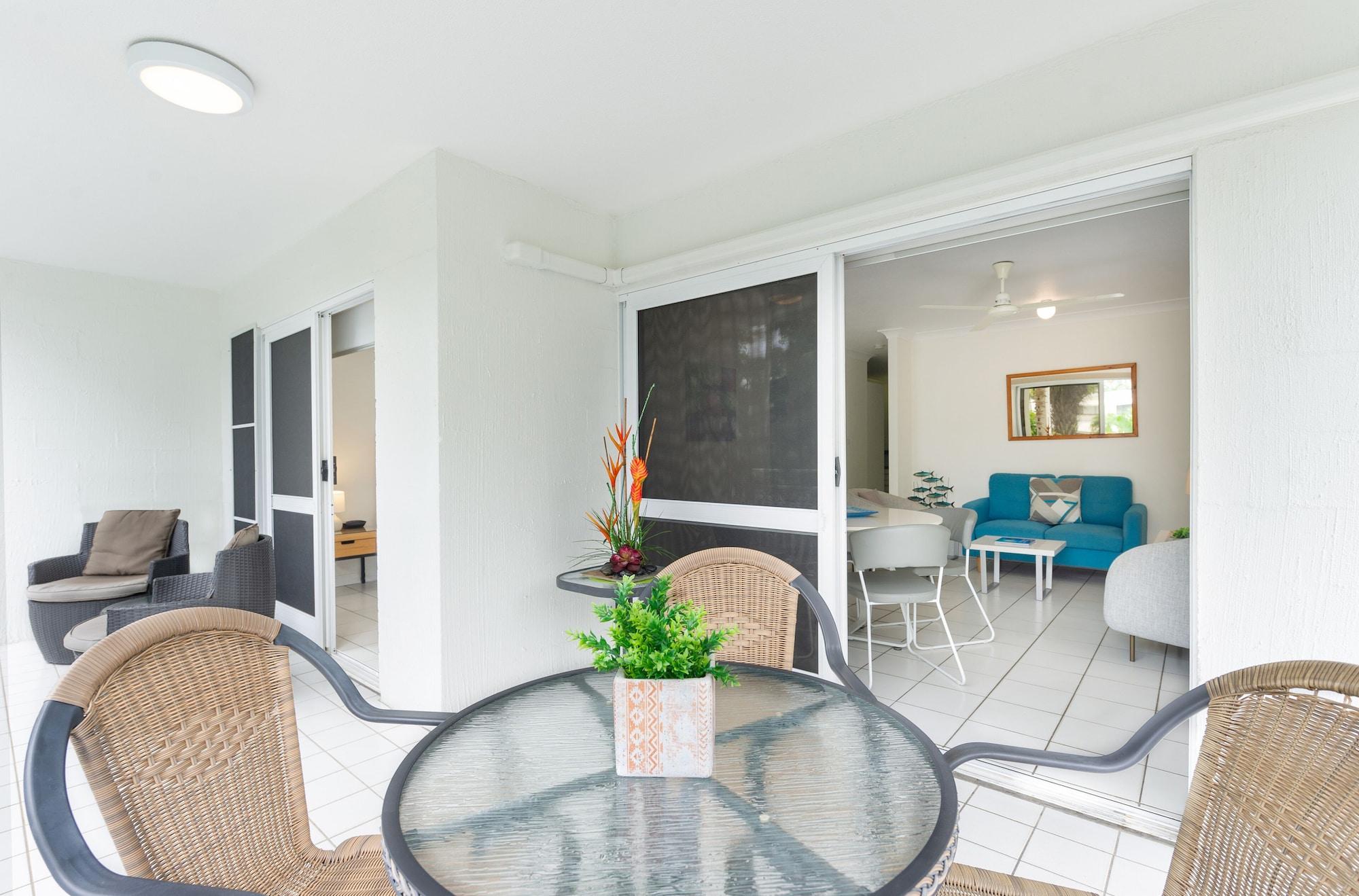 Garrick House Aparthotel Port Douglas Buitenkant foto
