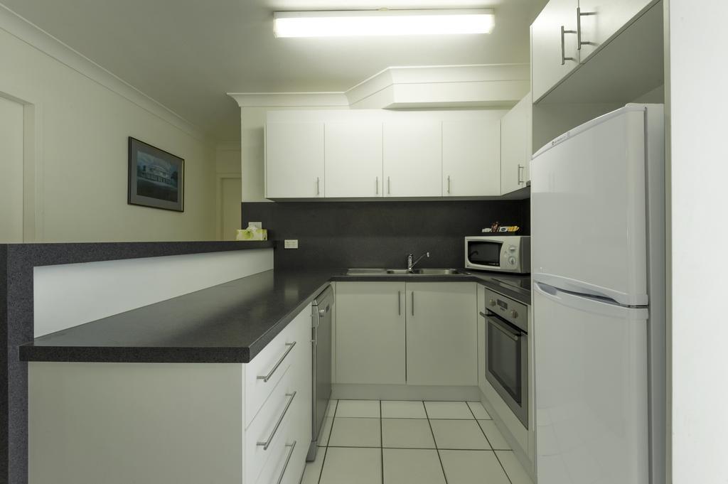 Garrick House Aparthotel Port Douglas Buitenkant foto