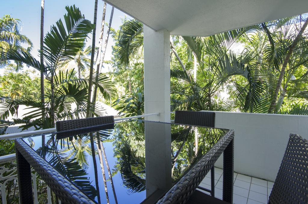 Garrick House Aparthotel Port Douglas Buitenkant foto